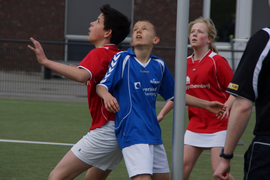 Korfbal D2  27 april-012.JPG